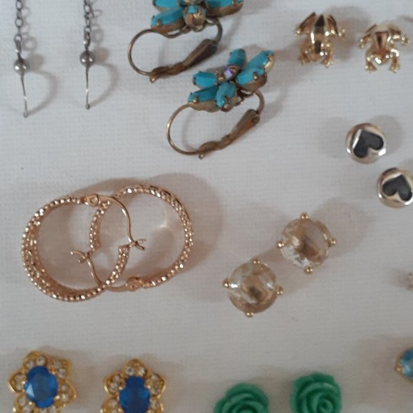 Lot Pierced earrings J. Crew, Avon, etc. with J. Crew Leather Zippered Pouch - Picture 11 of 16